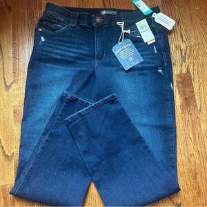 NWT Democracy Women’s “Ab” Solution Straight Leg Jeans. Slimming. Size 14.